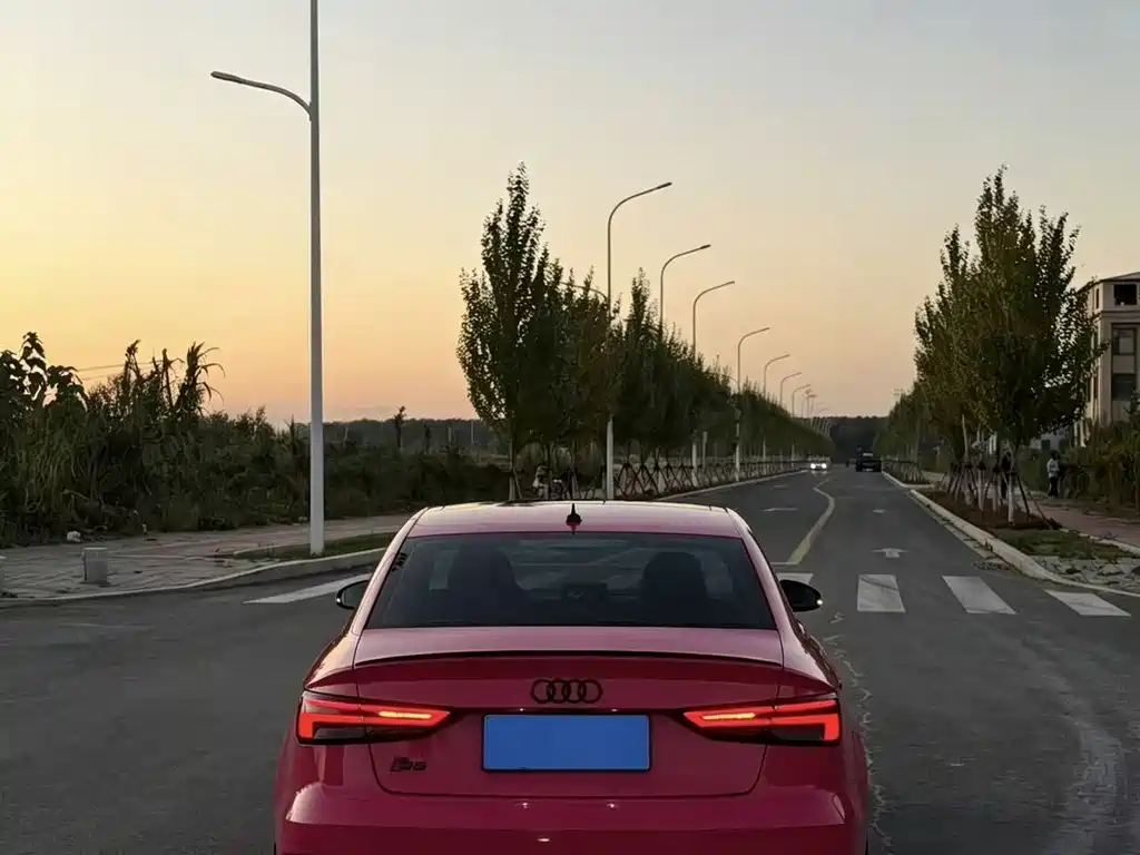 Audi S3 — миниатюра 8