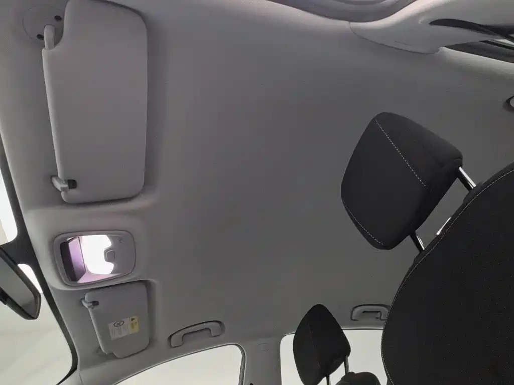 Buick Verano — миниатюра 14