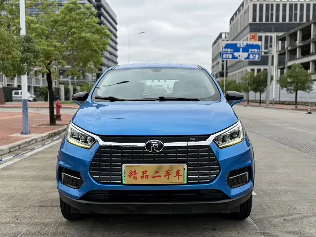 BYD Yuan EV — миниатюра 2