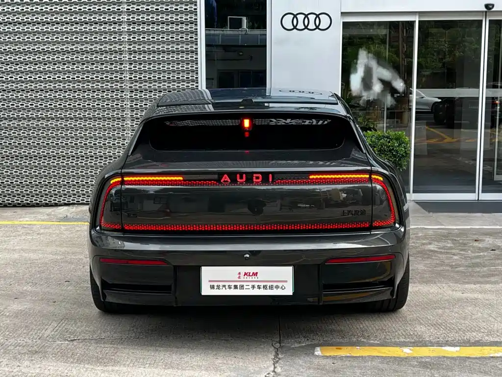 Audi E5 Sportback — миниатюра 5