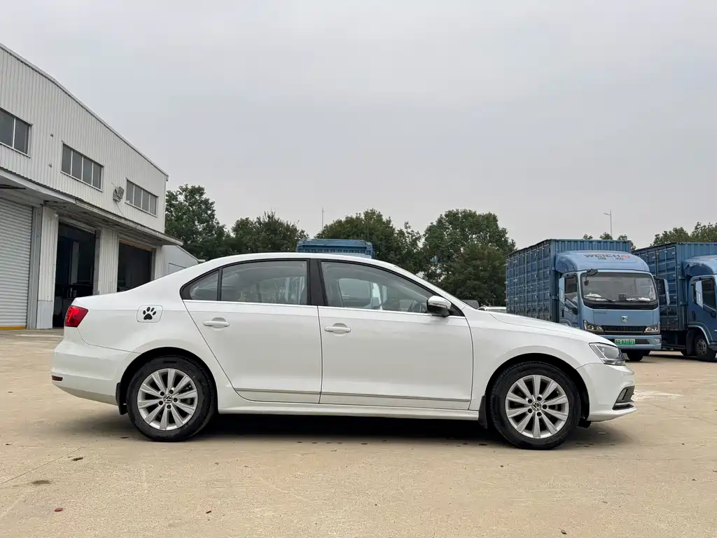 Volkswagen Sagitar — миниатюра 4