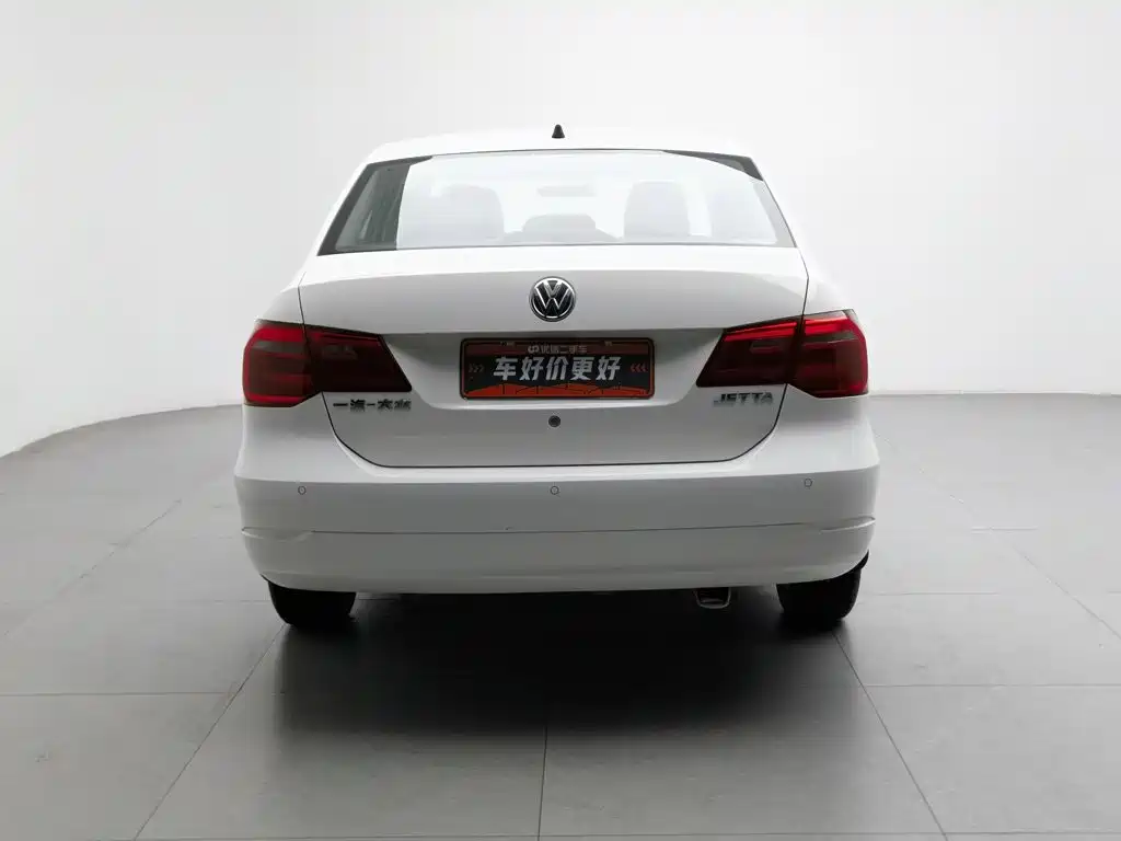 Volkswagen Jetta — миниатюра 4