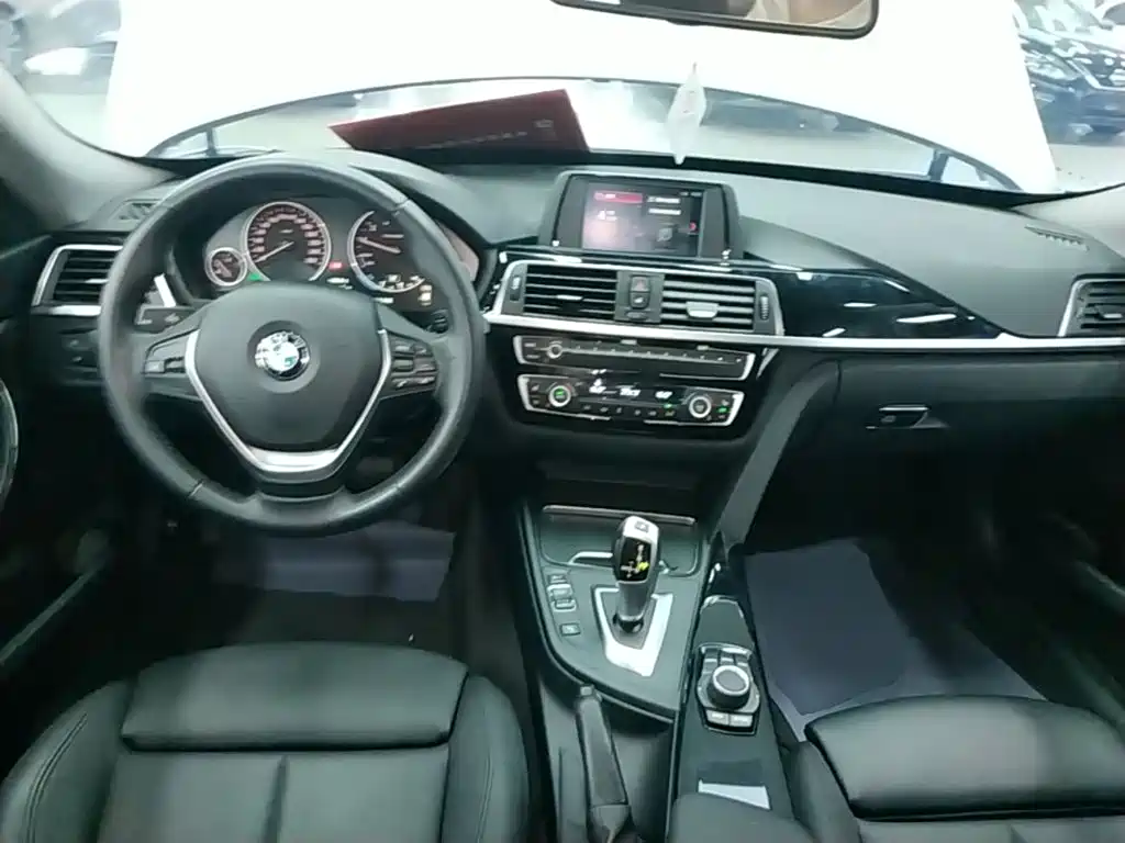 BMW 3 Series GT — миниатюра 10