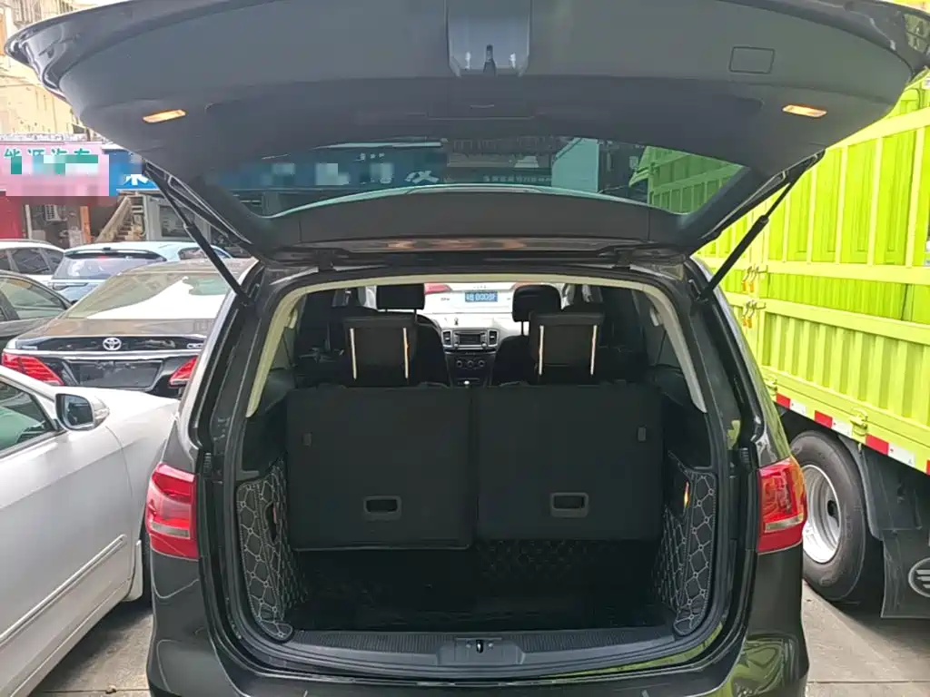 Volkswagen Sharan — миниатюра 19