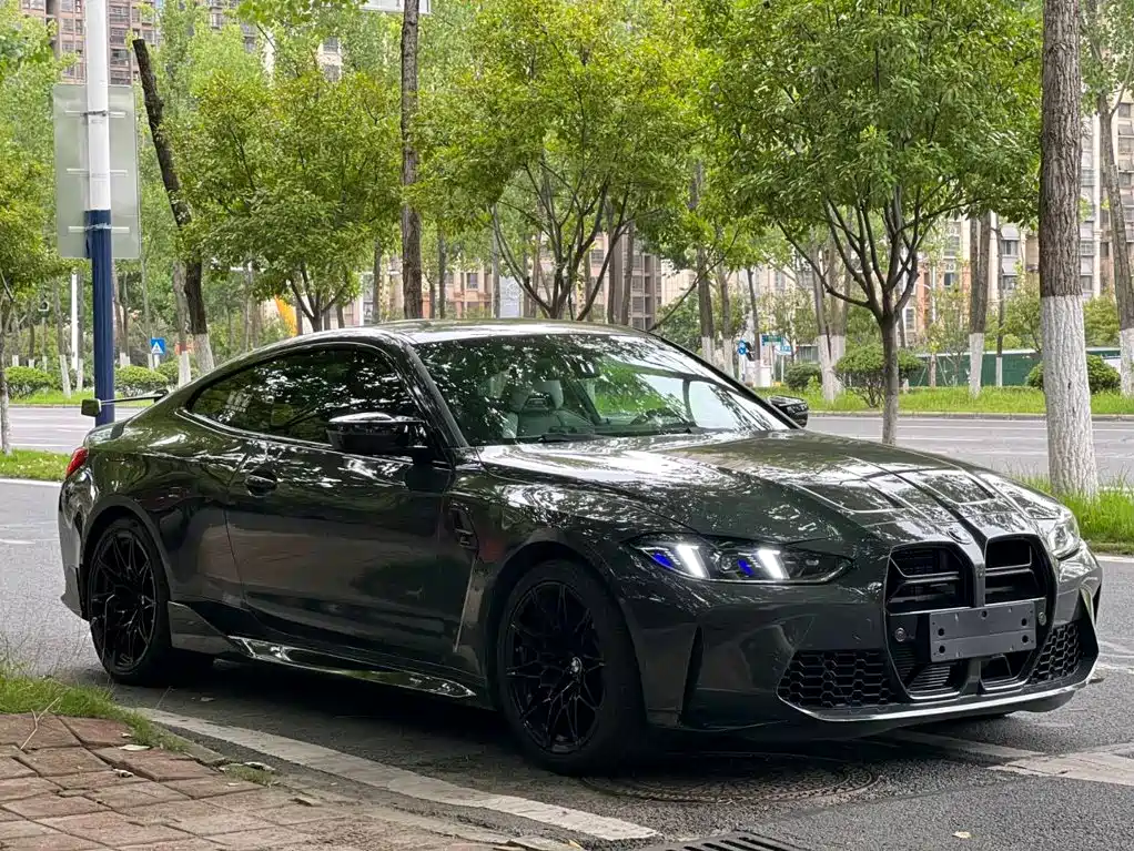 BMW M4 — миниатюра 3