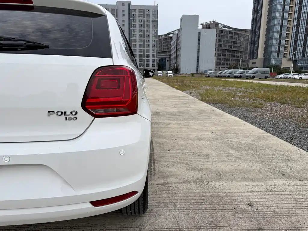 Volkswagen Polo — миниатюра 9