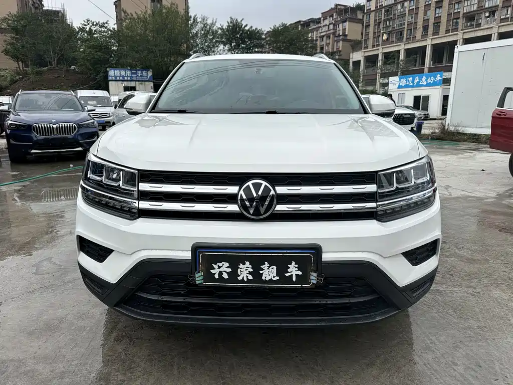 Volkswagen Tharu — миниатюра 2