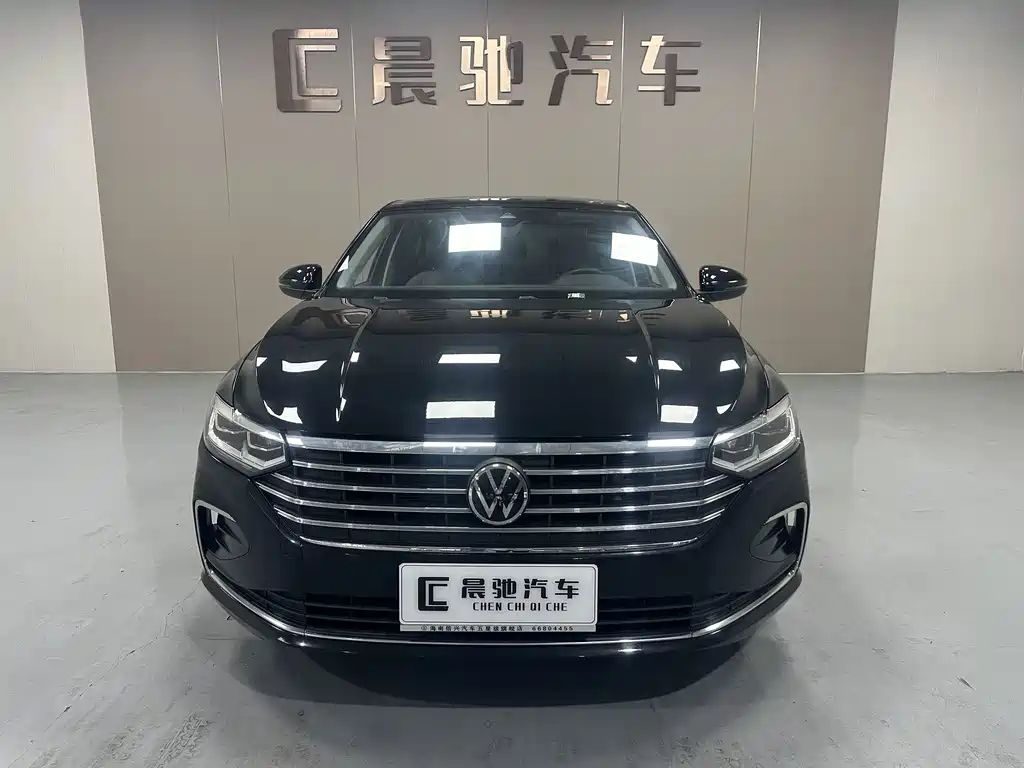 Volkswagen Lavida — миниатюра 2
