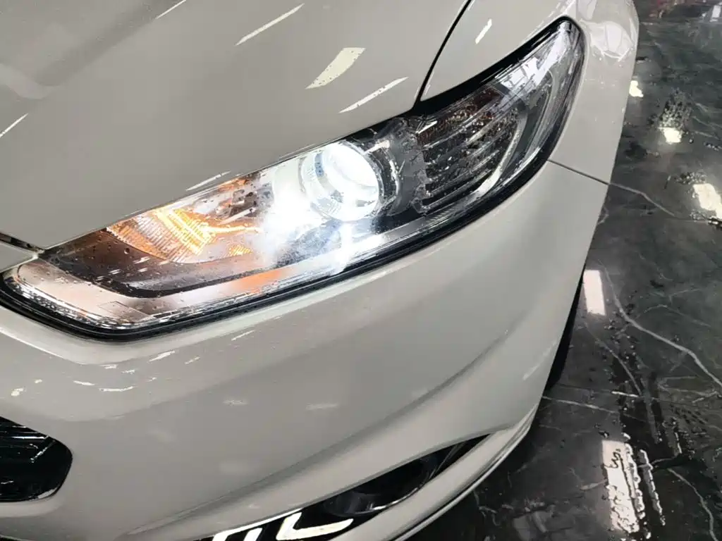 Ford Mondeo — миниатюра 24