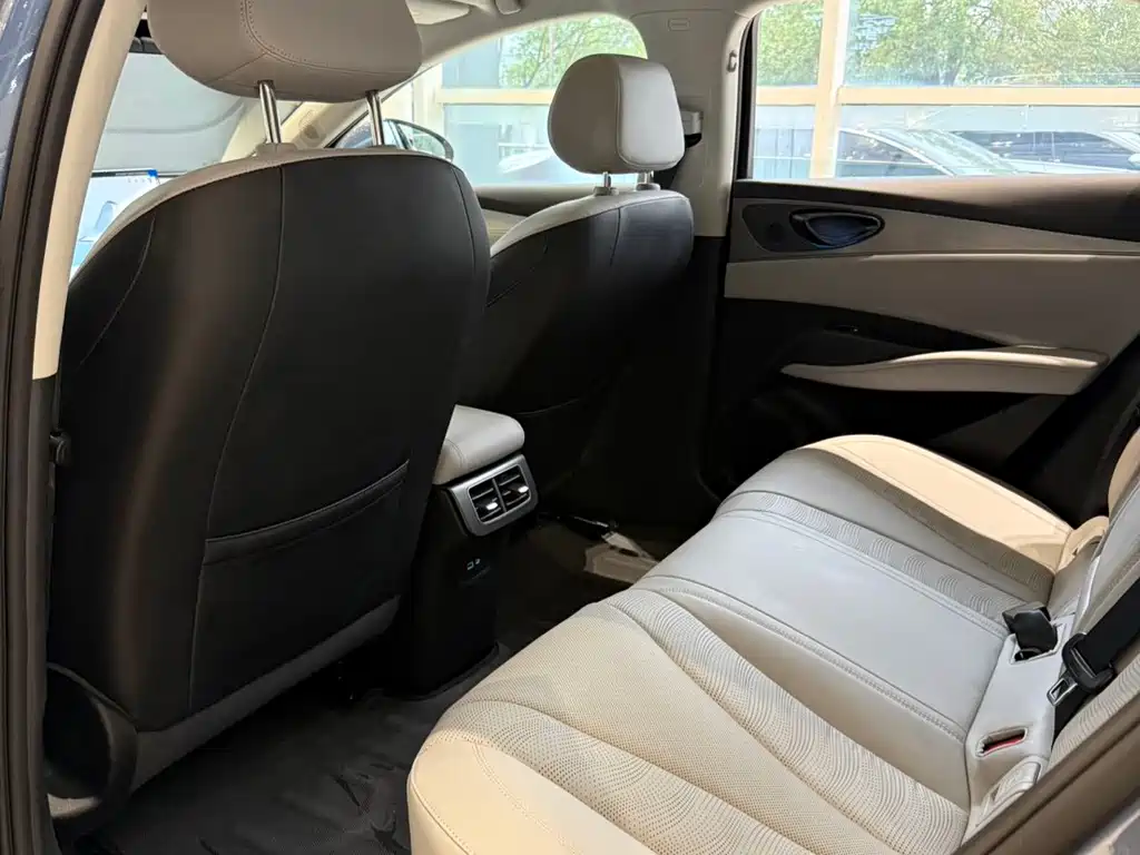 BYD Seal 06 DM-i Touring — миниатюра 6