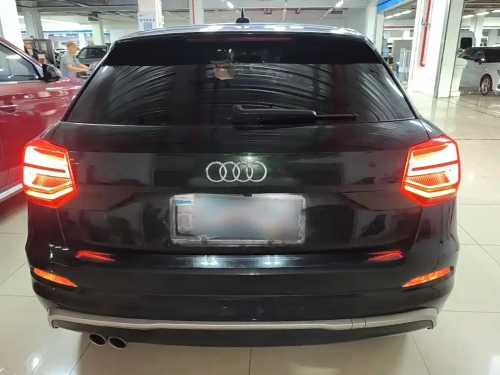 Audi Q2L — миниатюра 6