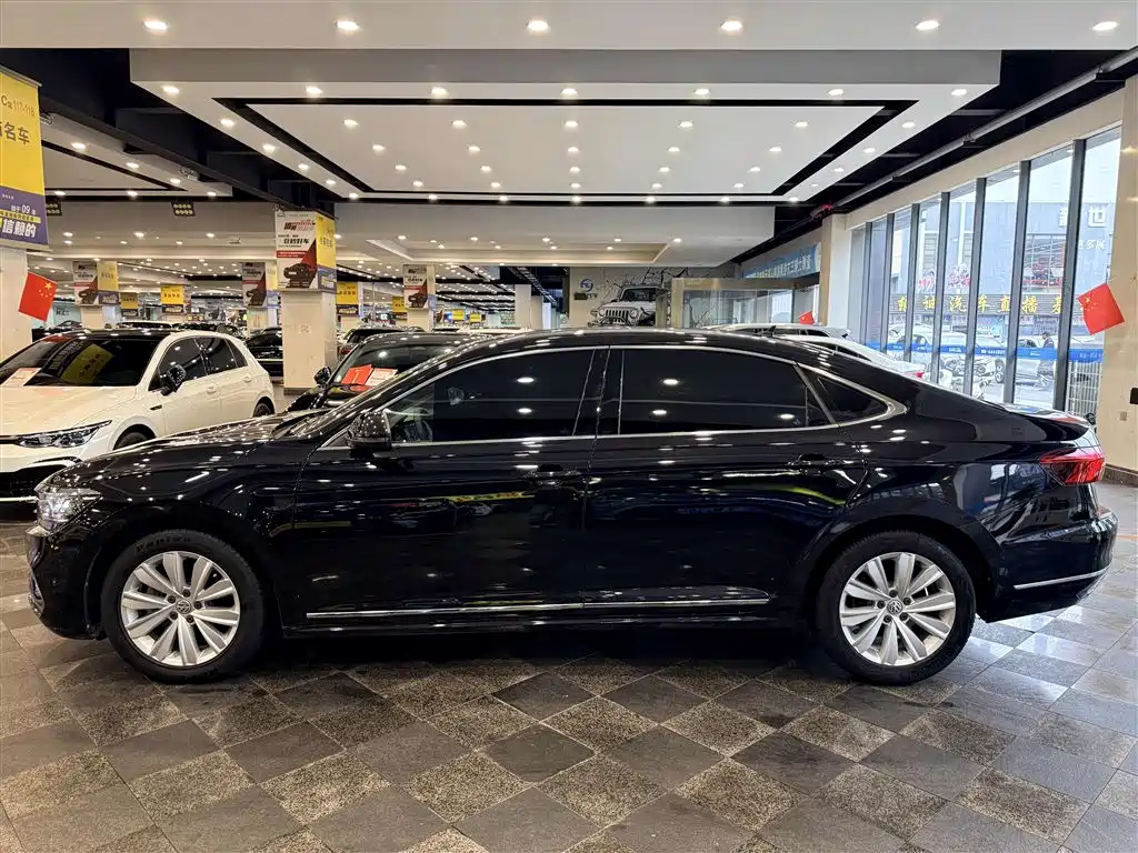 Volkswagen Passat — миниатюра 9