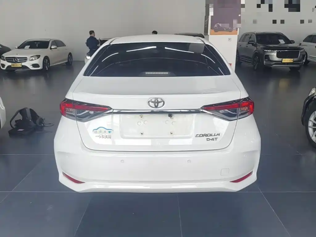 Toyota Corolla — миниатюра 6