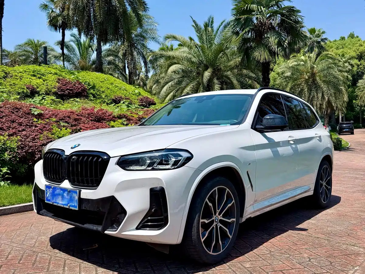 宝马X3 2022款 xDrive30i 领先型 M曜夜套装 2022