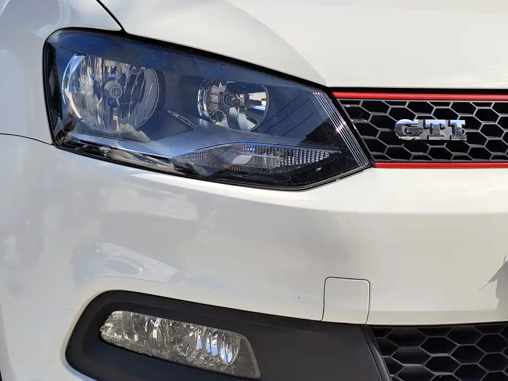Volkswagen Polo — миниатюра 4