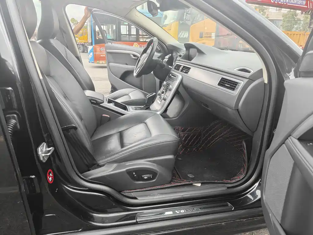 Volvo S80L — миниатюра 4