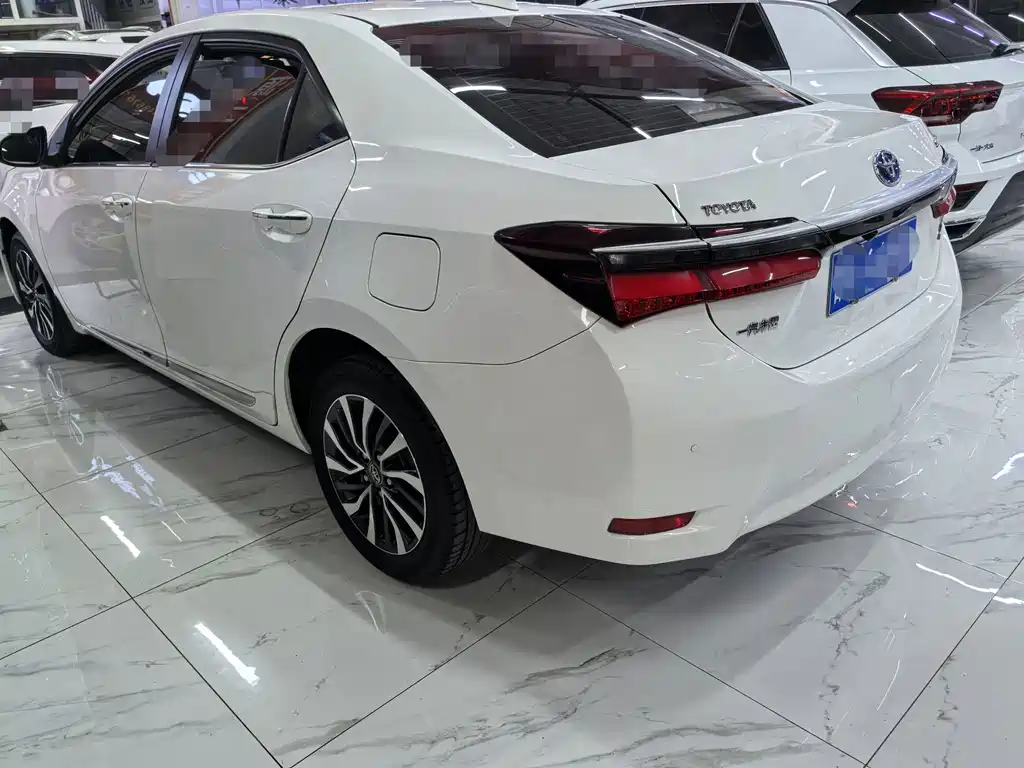 Toyota Corolla — миниатюра 4