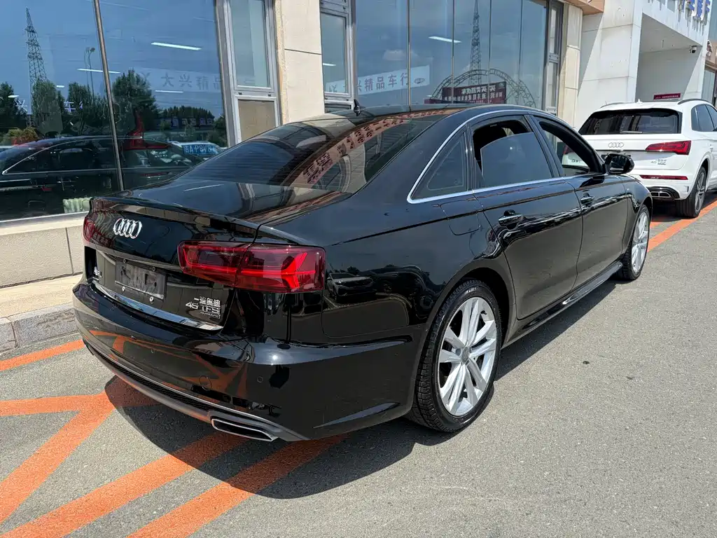 Audi A6L 2018 30 45 TFSI quattro Luxury
