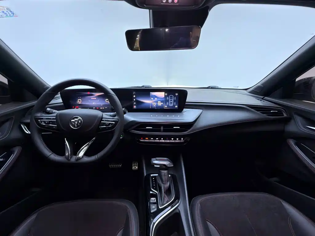Buick Verano — миниатюра 10