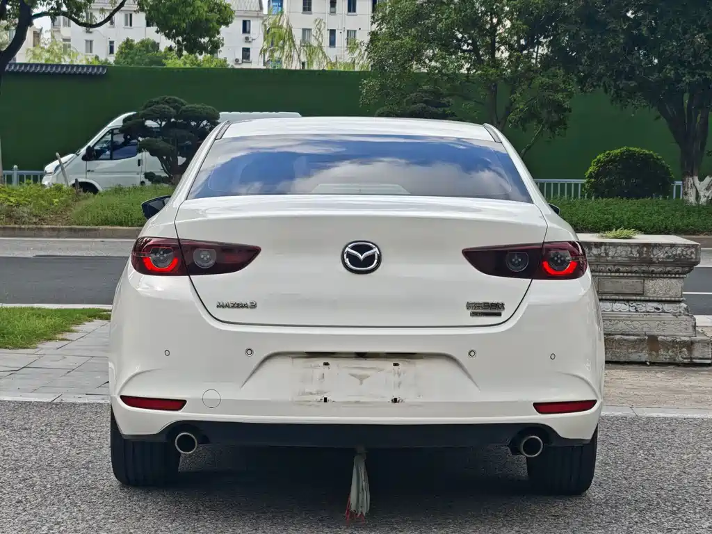 Mazda 3 Axela — миниатюра 4