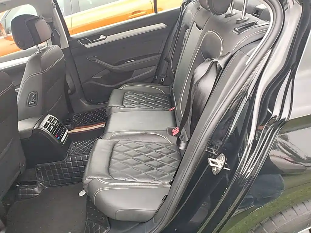 Volkswagen Magotan PHEV — миниатюра 17