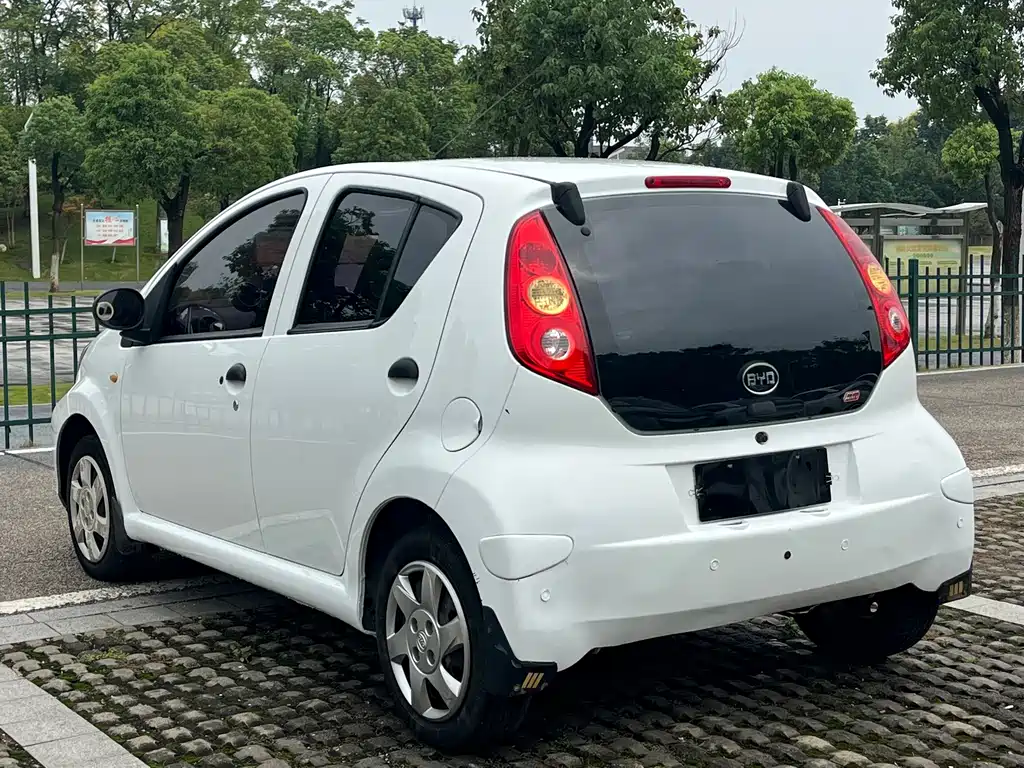 BYD F0 — миниатюра 6