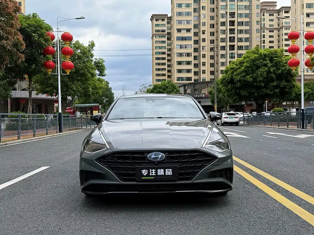 Hyundai Sonata — миниатюра 2