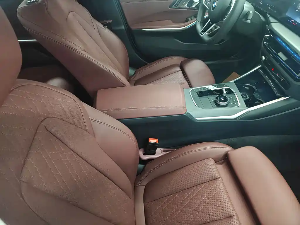 BMW 3 Series — миниатюра 8