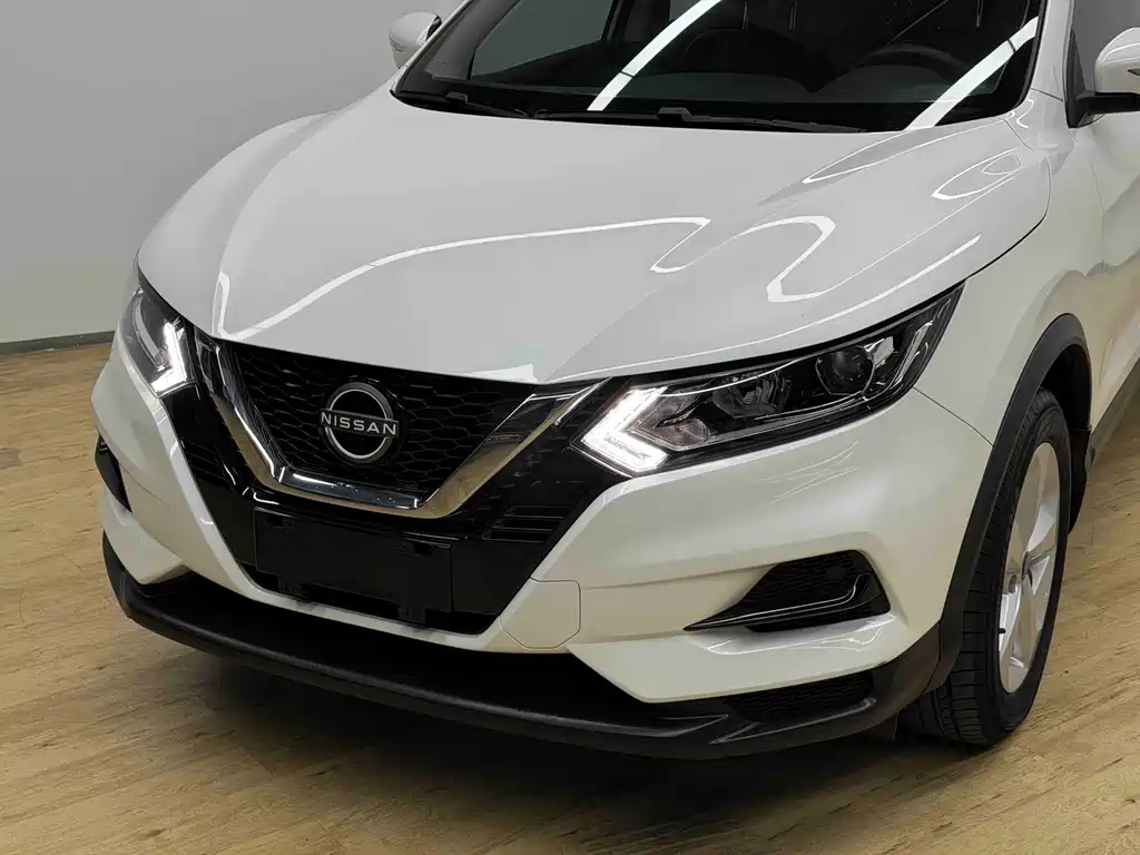 Nissan Qashqai — миниатюра 4