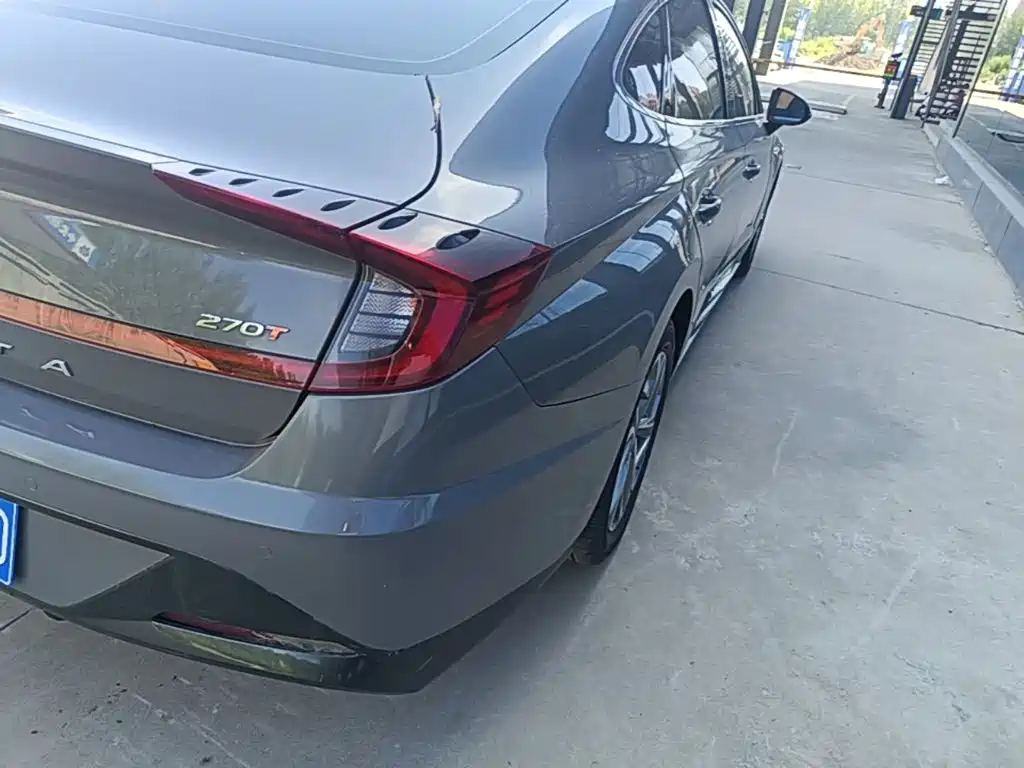 Hyundai Sonata — миниатюра 8