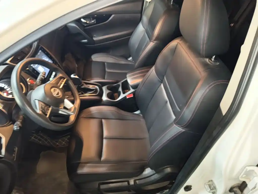 Nissan Qashqai — миниатюра 15