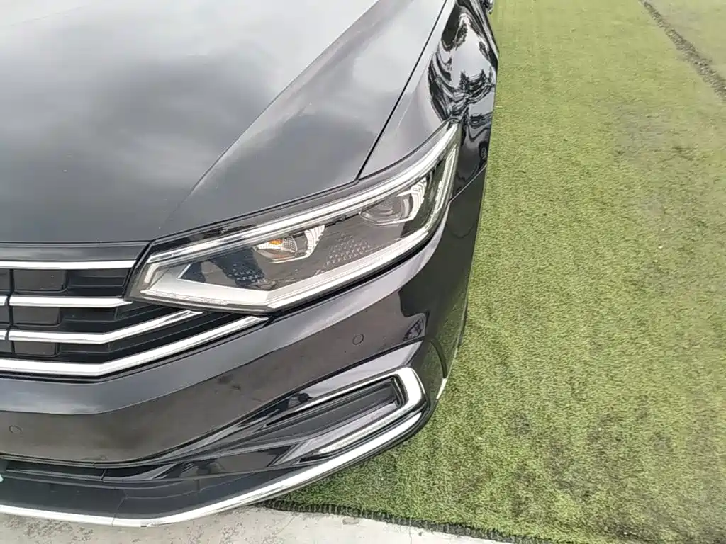 Volkswagen Magotan PHEV — миниатюра 24