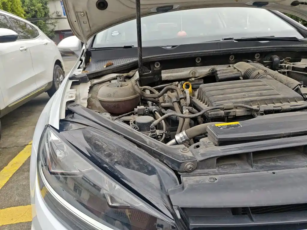 Volkswagen Golf — миниатюра 20