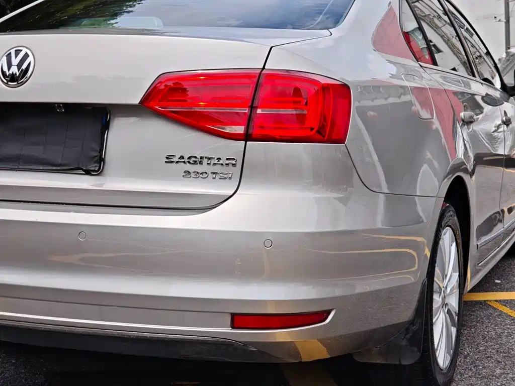 Volkswagen Sagitar — миниатюра 10
