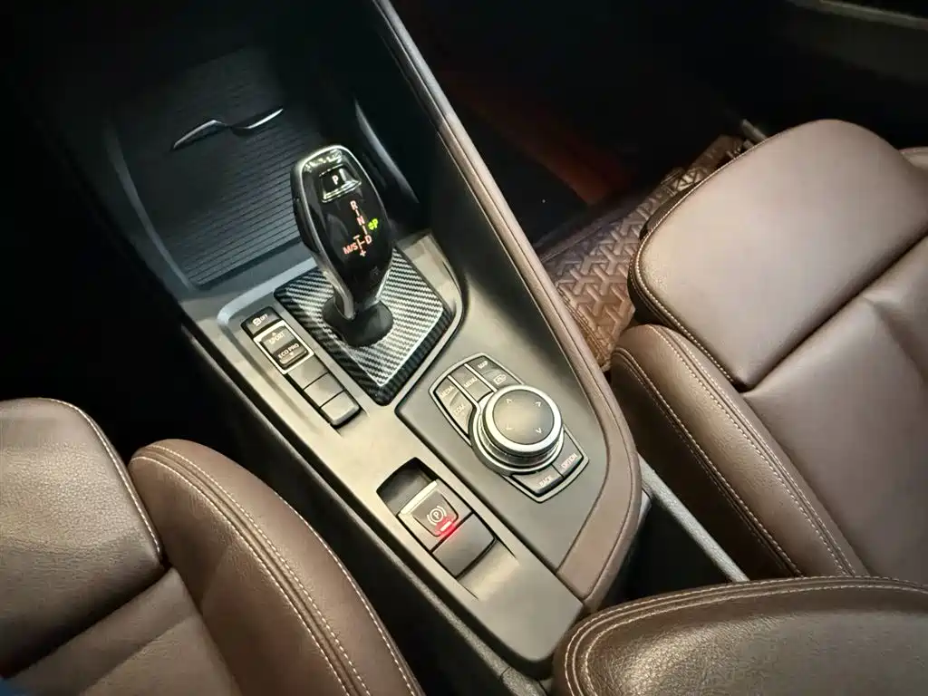 BMW X1 — миниатюра 11