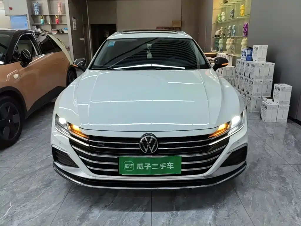 Volkswagen FAW - Passat CC CC 2021 330TSI