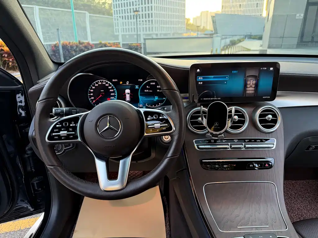 Mercedes-Benz GLC — миниатюра 14