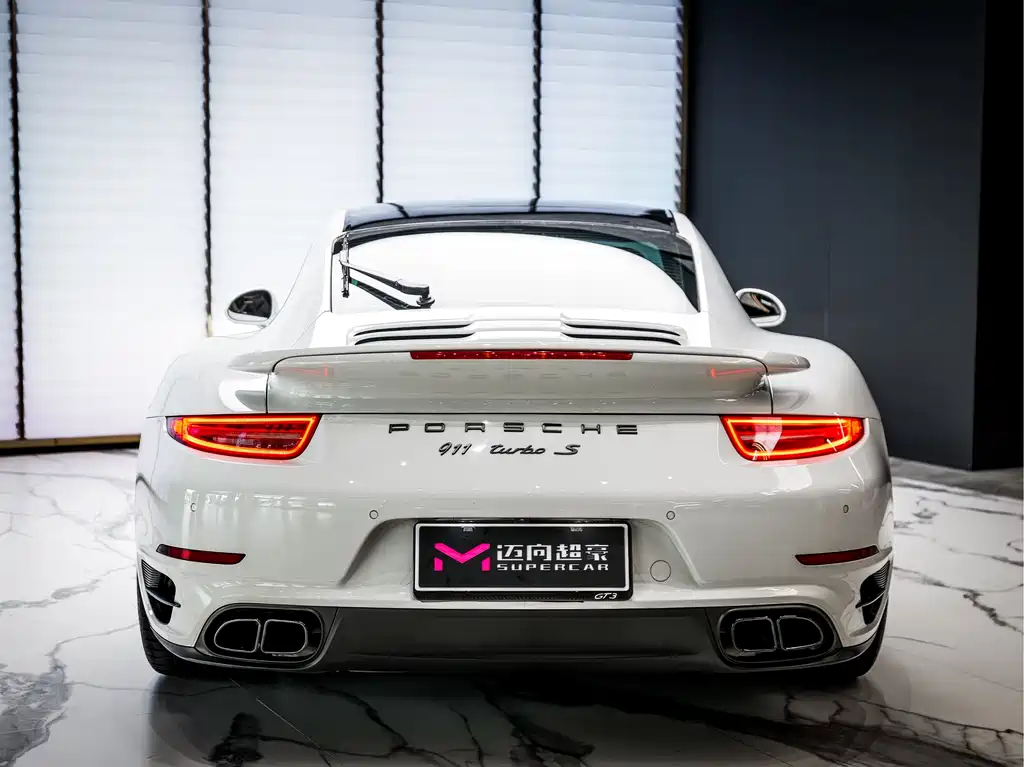 Porsche 911 2014 Turbo S 3.8T