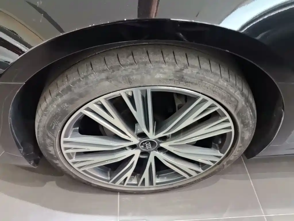 Audi A6L — миниатюра 23