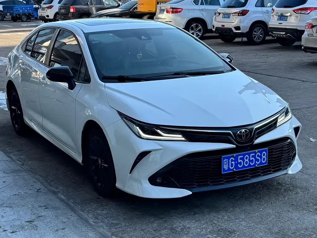 TOYOTA COROLLA