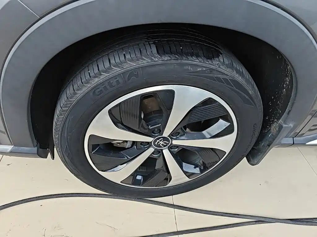 BYD PLUS New Energy — миниатюра 23