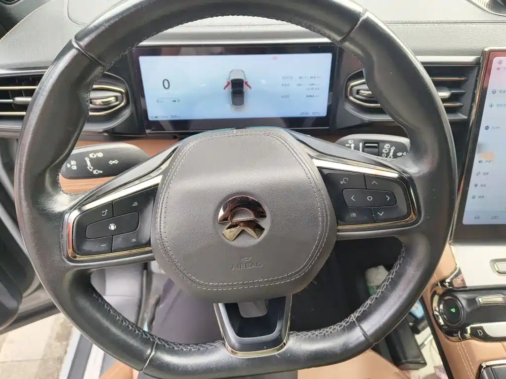NIO ES6 — миниатюра 6