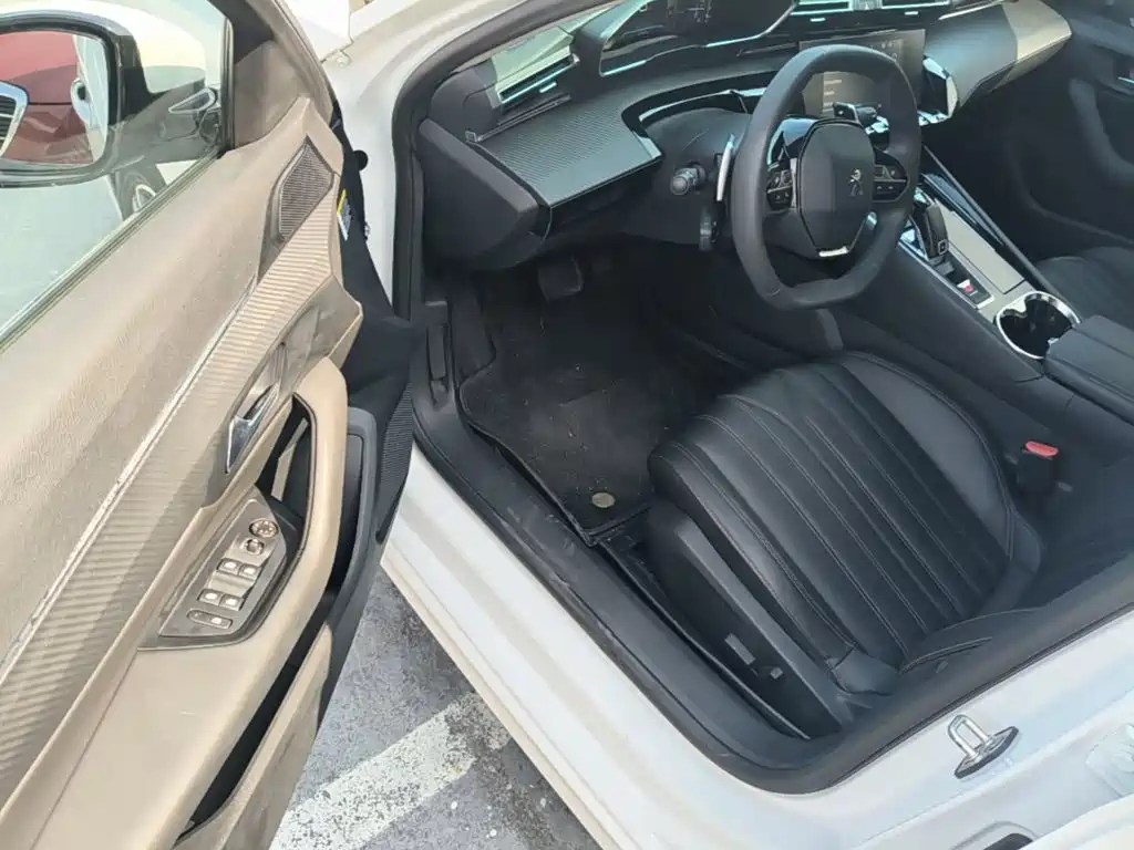 Peugeot 508 — миниатюра 16