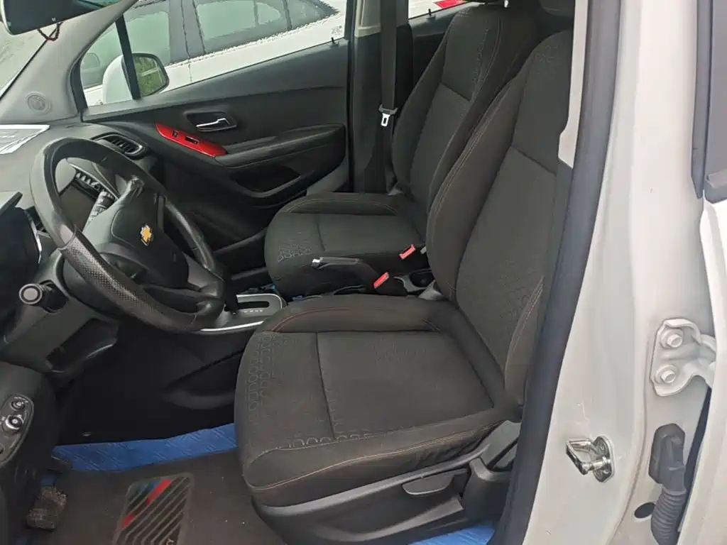 Chevrolet Trax — миниатюра 15