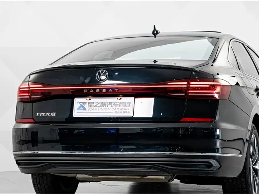 Volkswagen Passat 2024 280TSI
