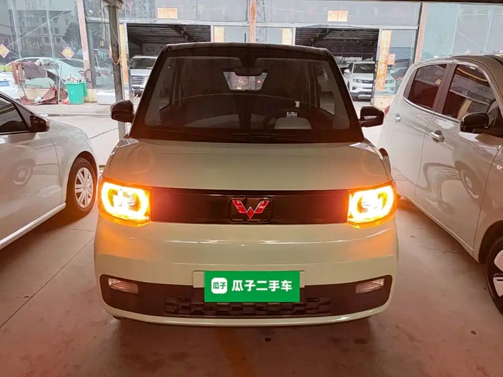 Wuling MINIEV — миниатюра 3