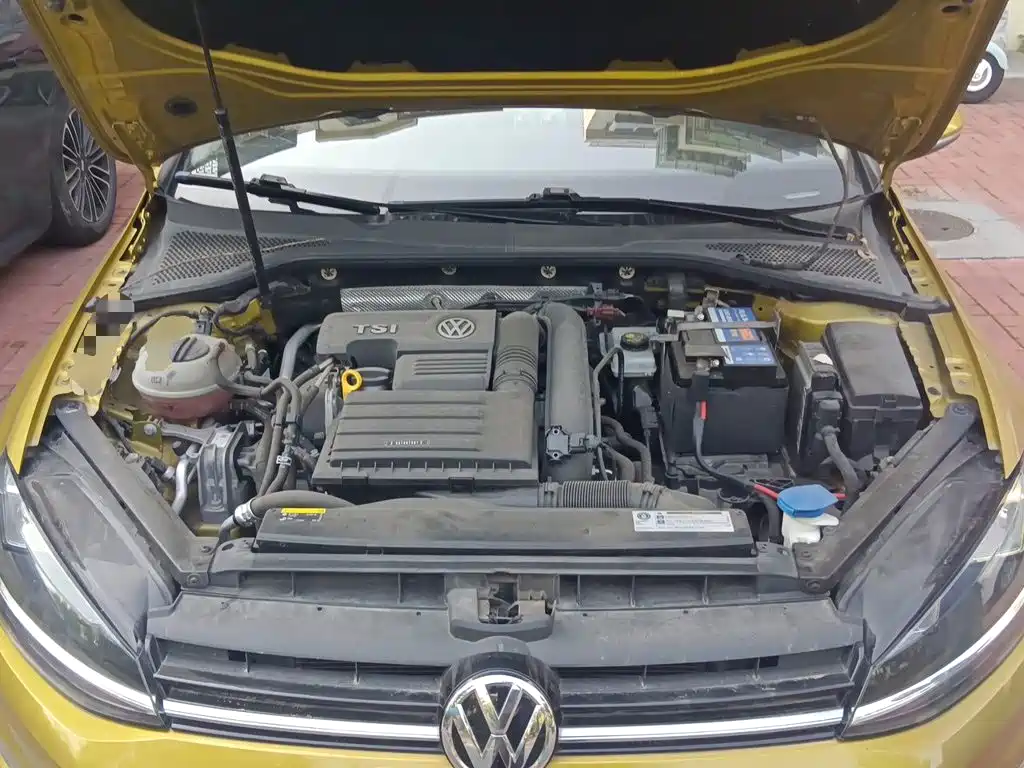 Volkswagen Golf — миниатюра 21