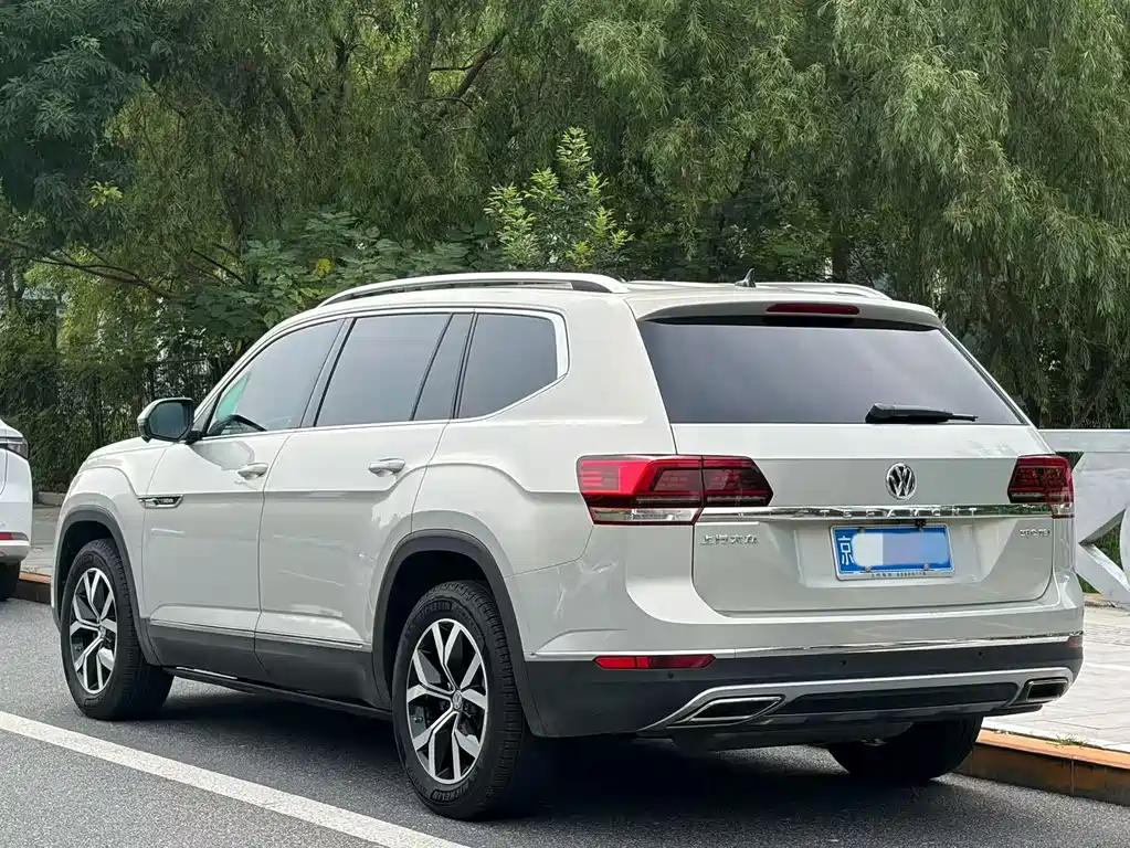 Volkswagen Teramont — миниатюра 15
