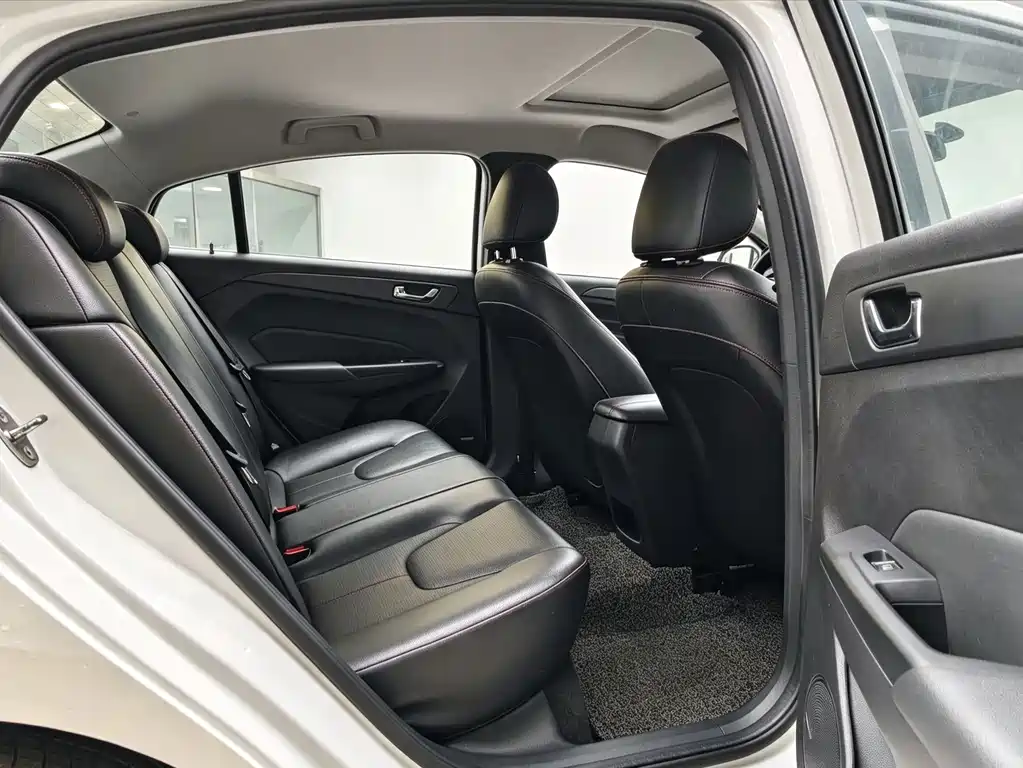 Chery Arrizo 5 — миниатюра 6