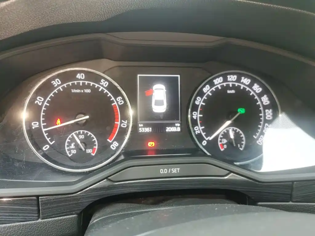 Skoda Superb — миниатюра 7